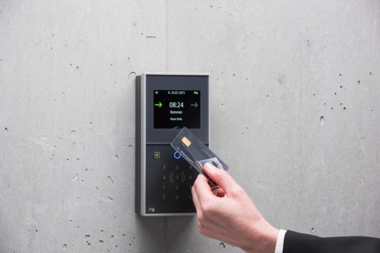 Time clock acesso cartao